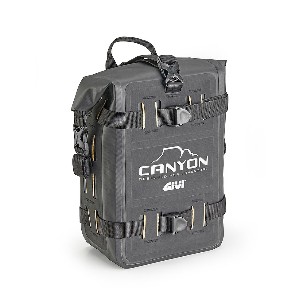 GRT722B_0 Roll Bar torba GIVI CANYON GRT722B 8L - Image 1