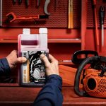IPONE polusintetičko ulje za dvotaktne motore Self Oil 1L dozer sa mirisom JAGODE - Image 2